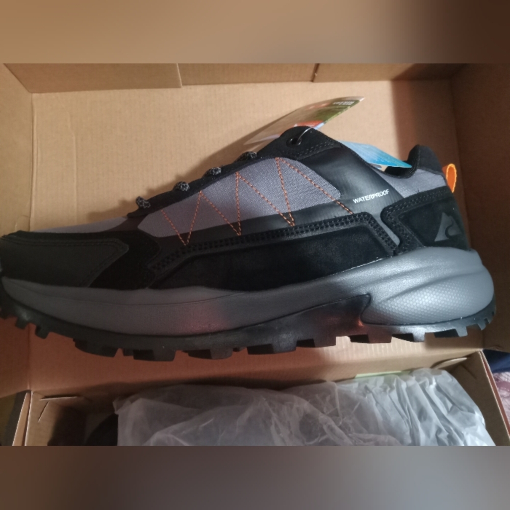 NWT Ozark Trail Mens Waterproof Low Top Hiking Shoes Size 12 - Picture 8 of 8